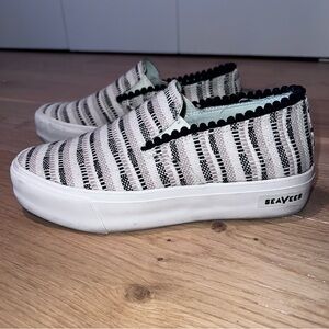 Seavees Baja slip-on sneakers, size 7.5